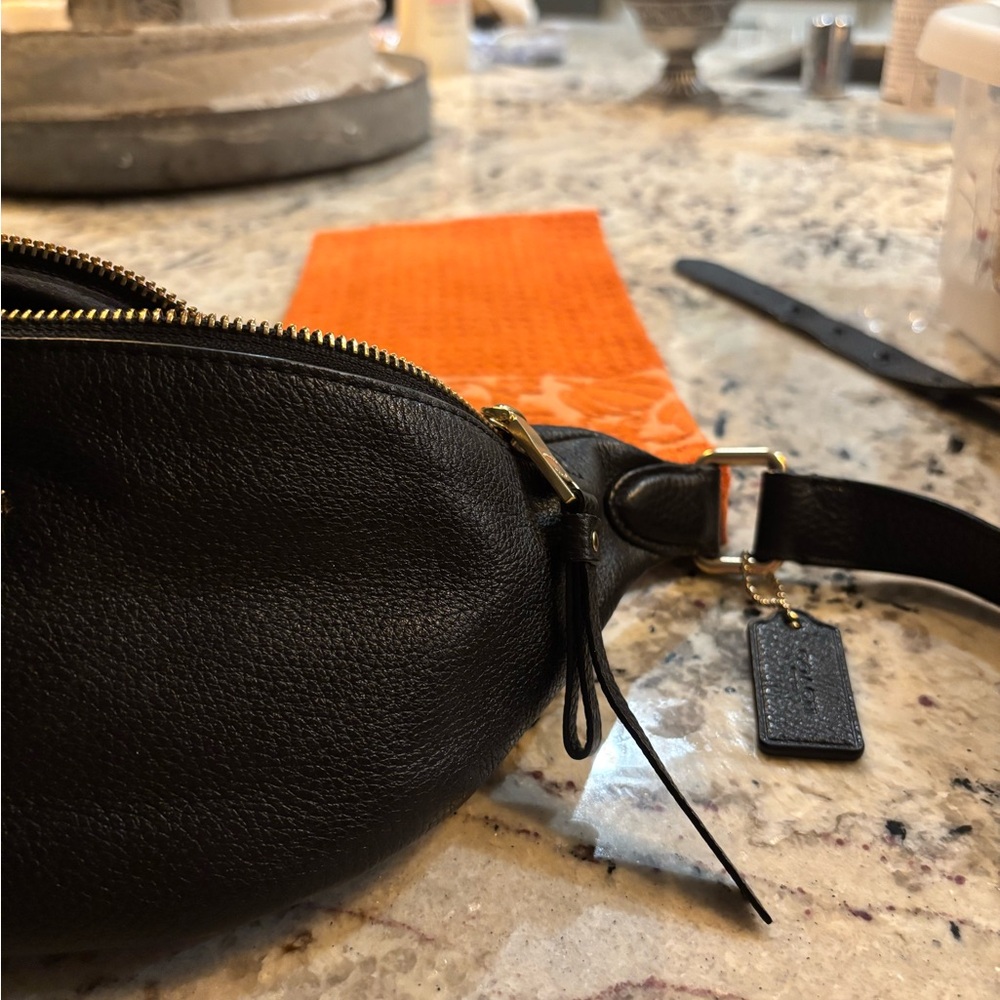 Black Leather Crossbody Bag - Picture 10 of 12